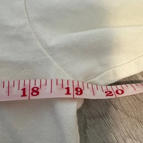 Cream Tee - Picture 10 of 11